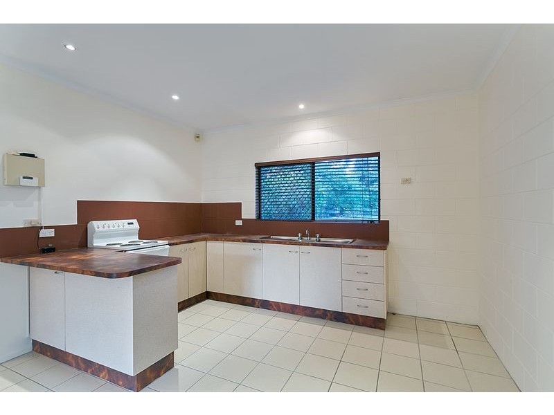 14 Universal Close, White Rock QLD 4868