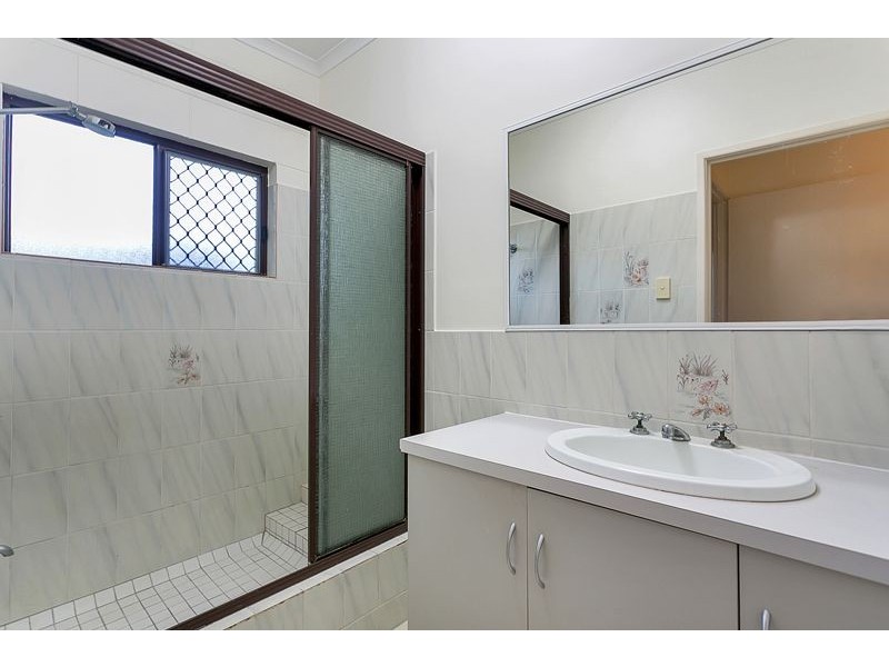 14 Universal Close, White Rock QLD 4868