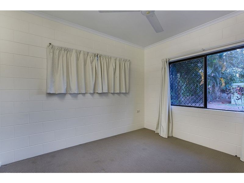 14 Universal Close, White Rock QLD 4868