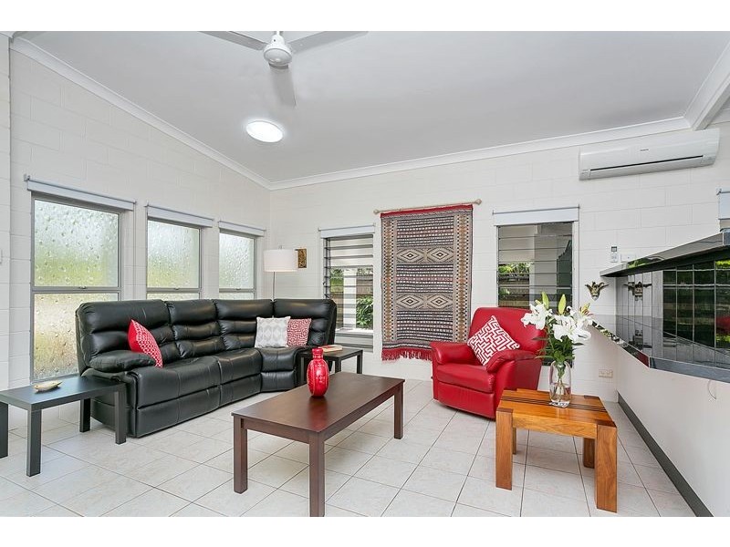 58 Baronia Crescent, Holloways Beach QLD 4878