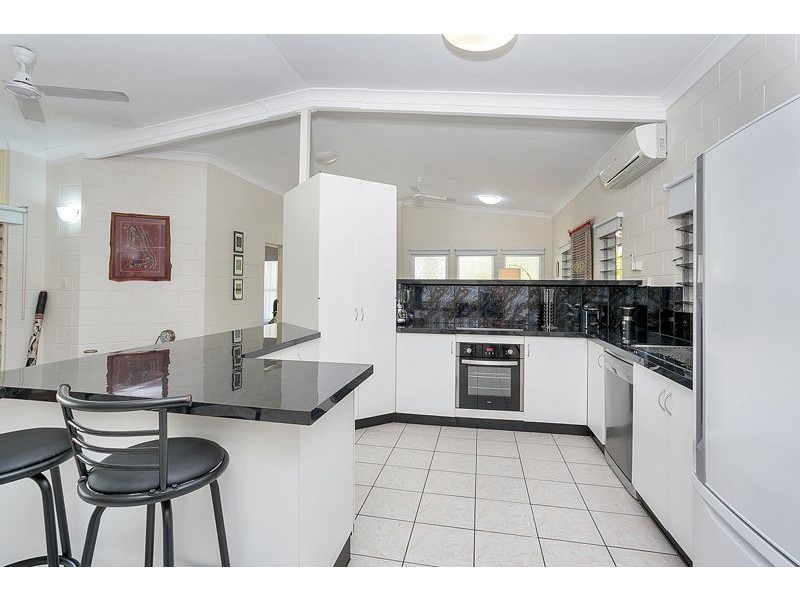 58 Baronia Crescent, Holloways Beach QLD 4878