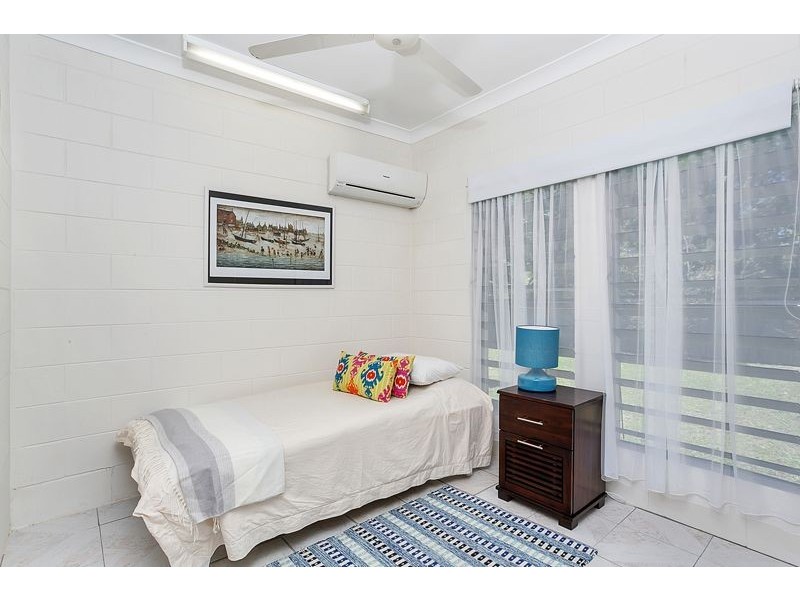58 Baronia Crescent, Holloways Beach QLD 4878