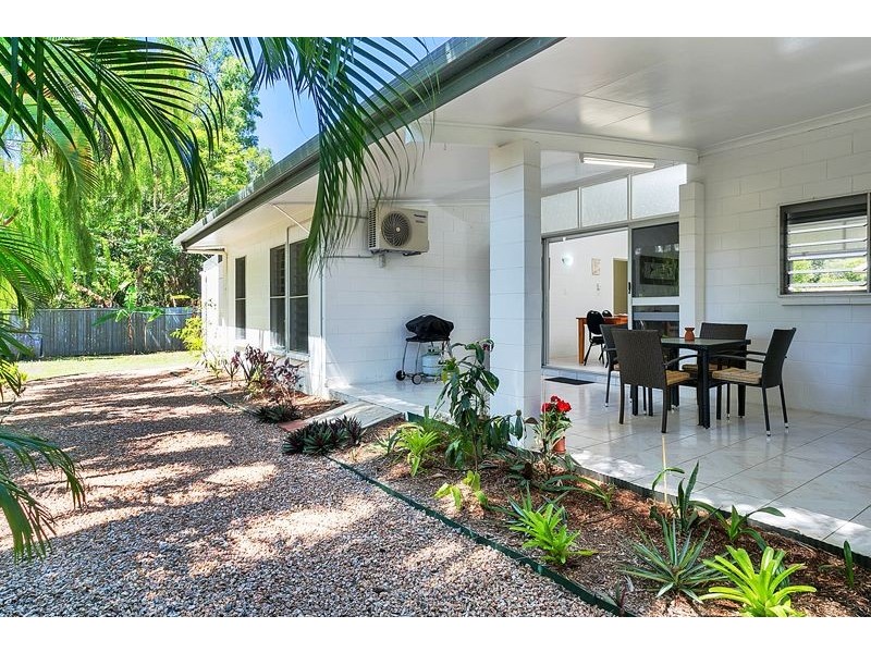 58 Baronia Crescent, Holloways Beach QLD 4878