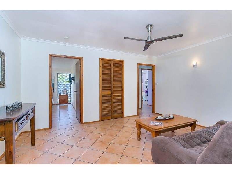 23 Lavender Street, Mooroobool QLD 4870