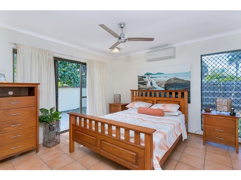 23 Lavender Street, Mooroobool QLD 4870