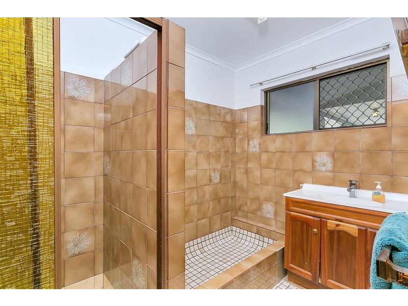 23 Lavender Street, Mooroobool QLD 4870