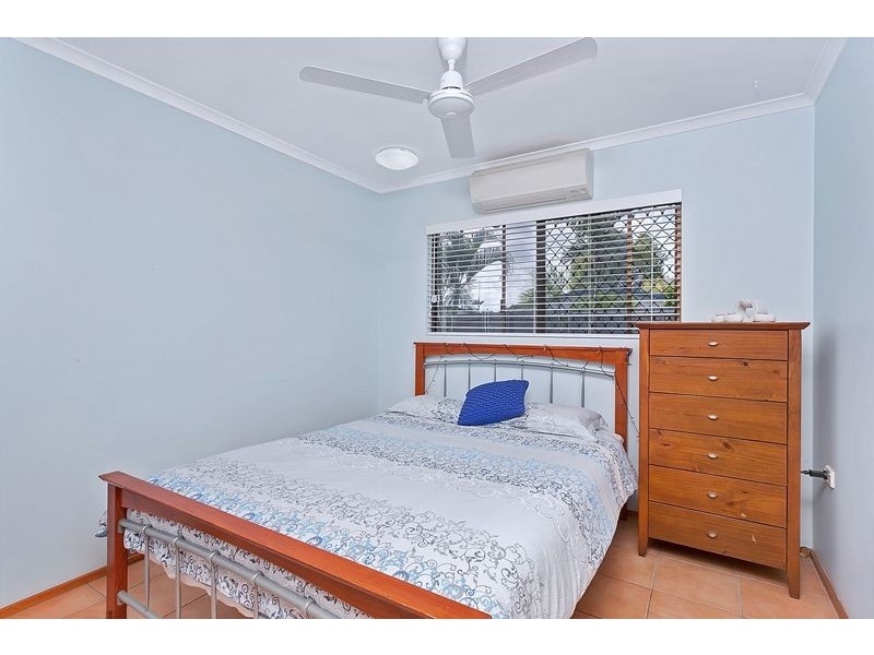 23 Lavender Street, Mooroobool QLD 4870