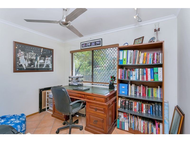 23 Lavender Street, Mooroobool QLD 4870