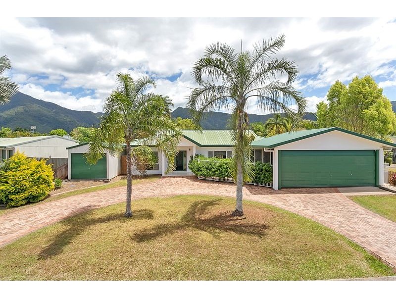 188 Robert Road, Bentley Park QLD 4869