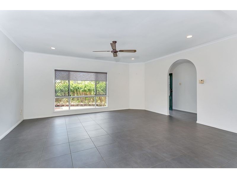 188 Robert Road, Bentley Park QLD 4869