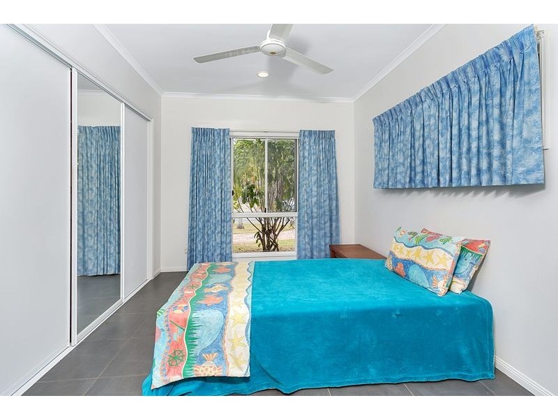 188 Robert Road, Bentley Park QLD 4869