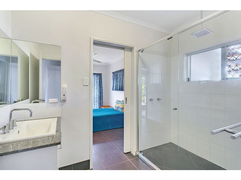 188 Robert Road, Bentley Park QLD 4869