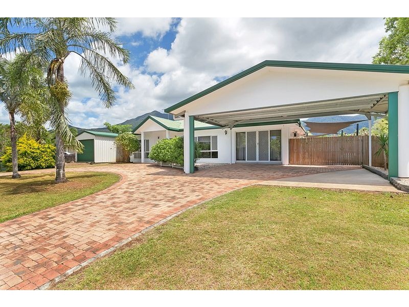 188 Robert Road, Bentley Park QLD 4869