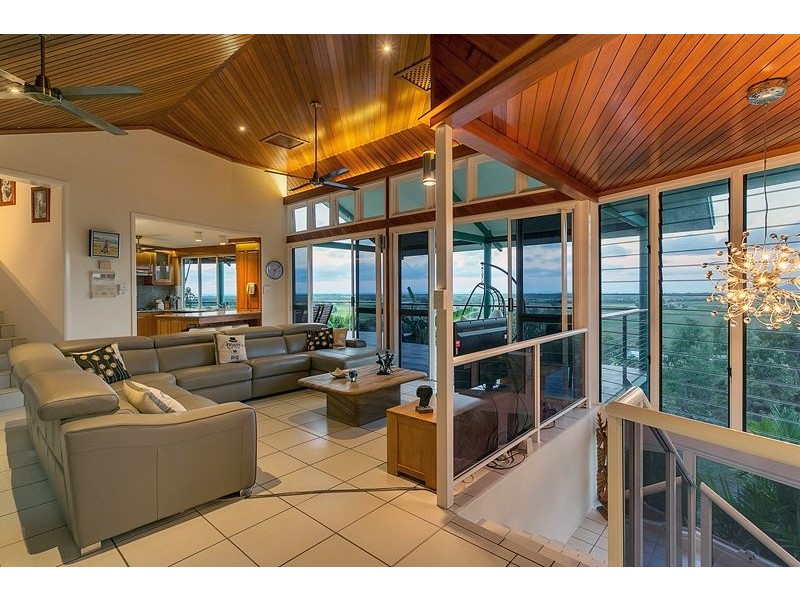 105-107 Fig Tree Drive, Caravonica QLD 4878