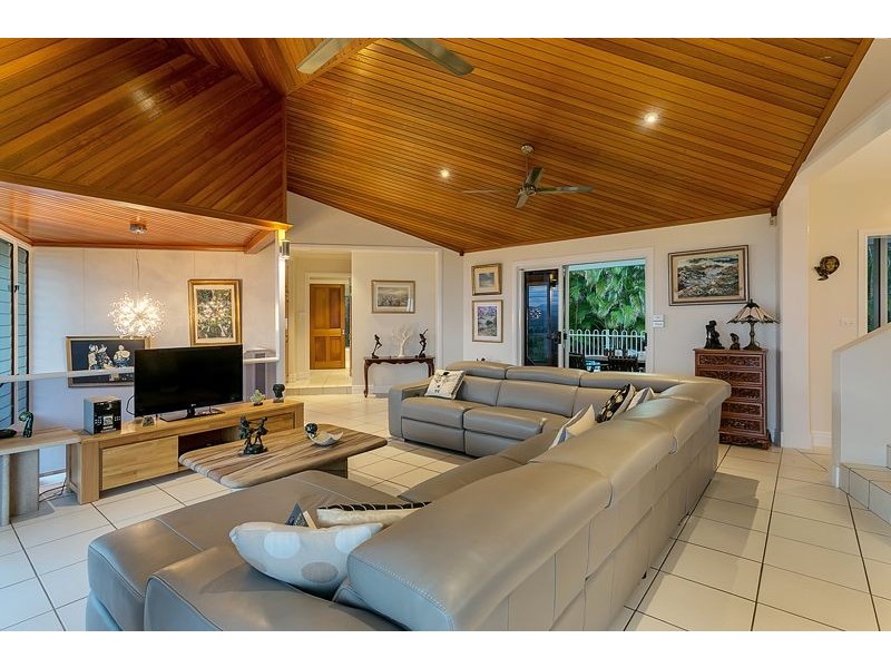 105-107 Fig Tree Drive, Caravonica QLD 4878