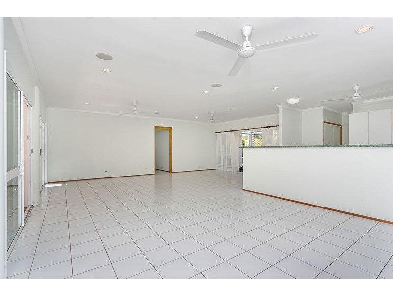 46 Callum Street, Mooroobool QLD 4870