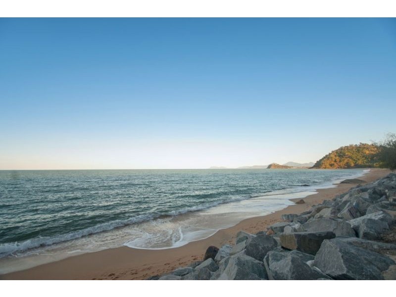 18/110 Moore street, Trinity Beach QLD 4879