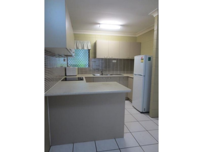 8/200 Grafton Street, Cairns QLD 4870
