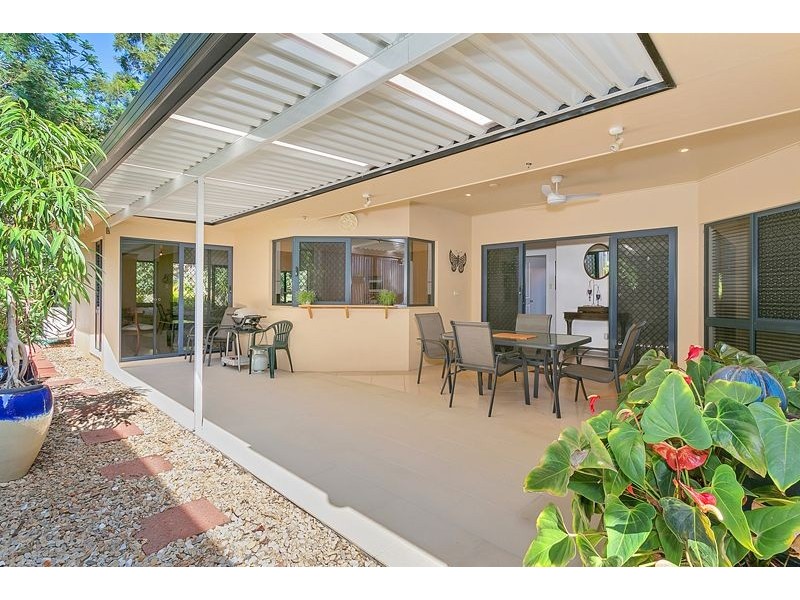 19 Chesterfield Close, Brinsmead QLD 4870