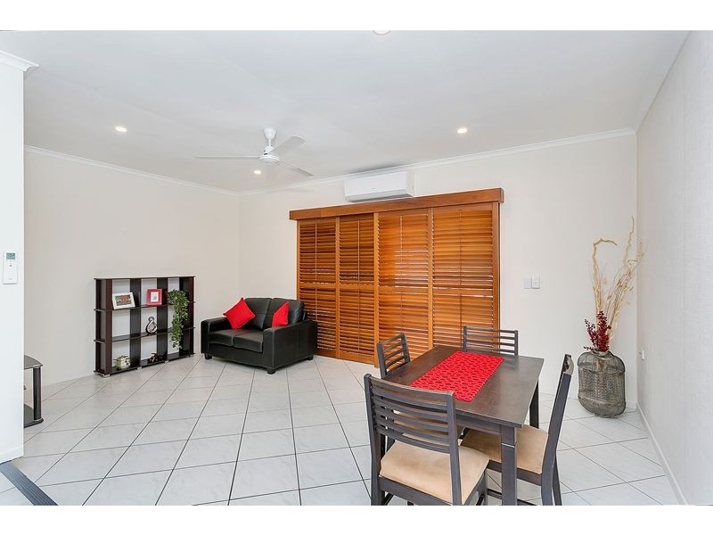 3/8-9 Crathern Close, Edge Hill QLD 4870