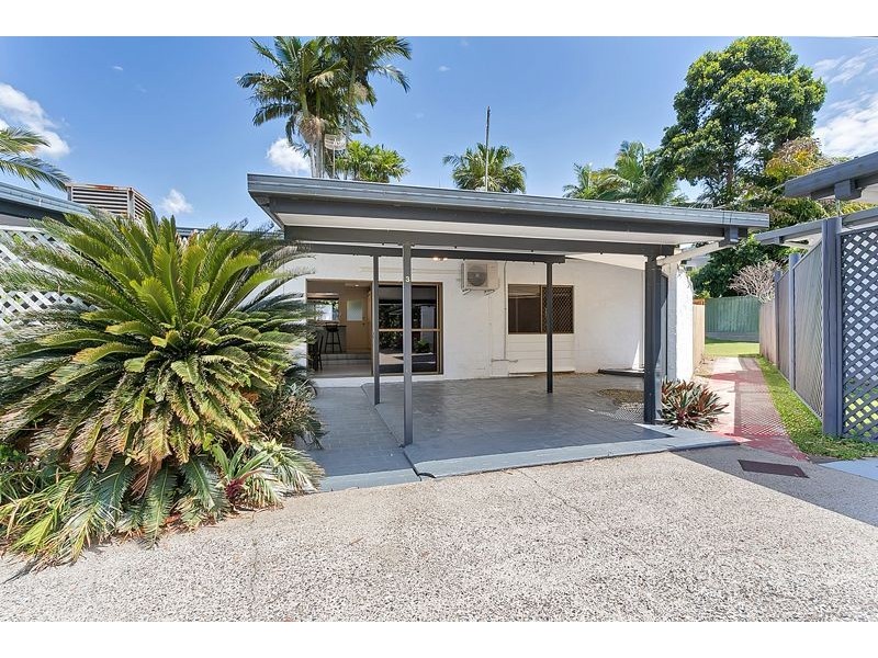 3/8-9 Crathern Close, Edge Hill QLD 4870