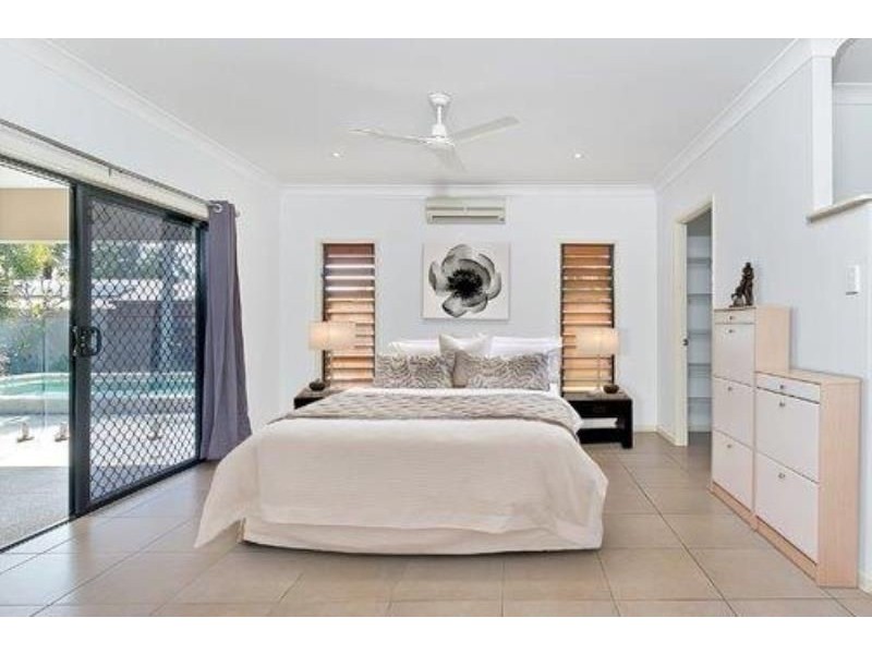 1 Bilgola Drive, Kewarra Beach QLD 4879