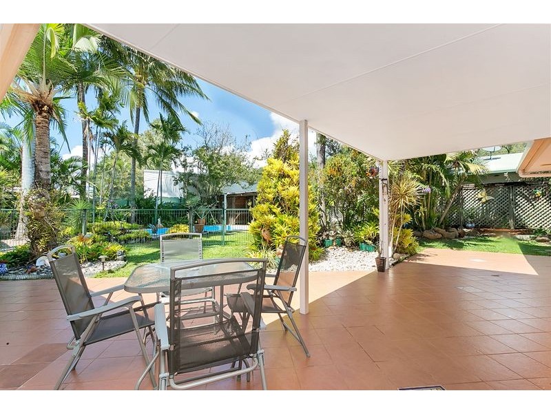 16 Eddy Street, Clifton Beach QLD 4879