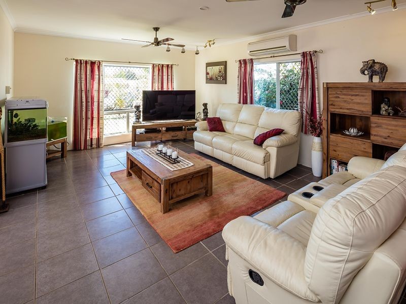 5 Kirraly Close, Mooroobool QLD 4870