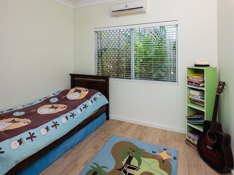 5 Kirraly Close, Mooroobool QLD 4870