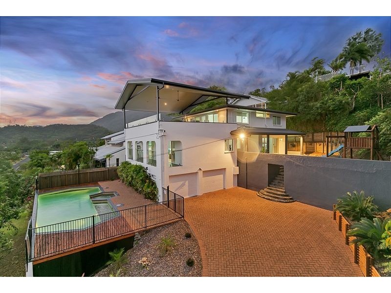 31 Ponticello Street, Whitfield QLD 4870