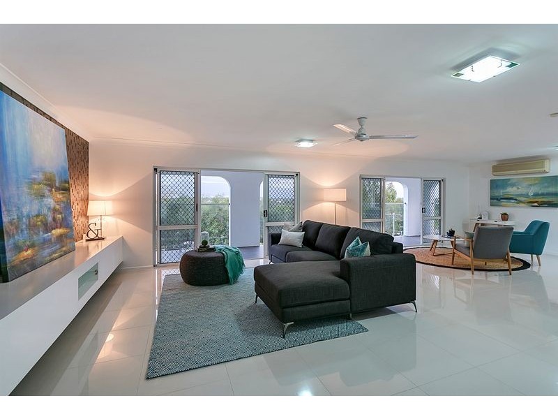 31 Ponticello Street, Whitfield QLD 4870