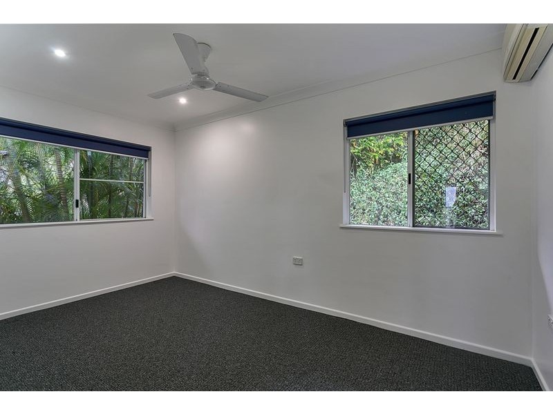 31 Ponticello Street, Whitfield QLD 4870