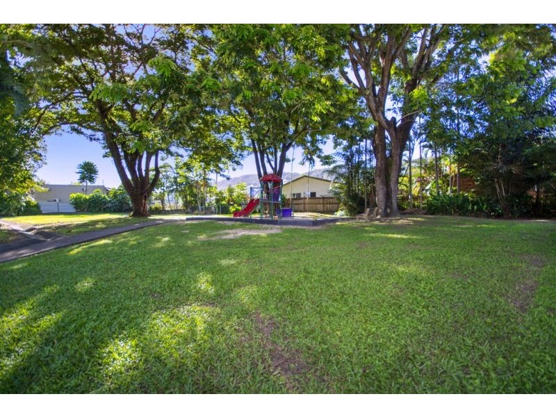 7/5 Crathern Close, Edge Hill QLD 4870