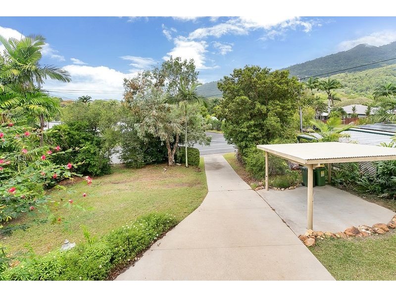 38 Stanton Road, Smithfield QLD 4878