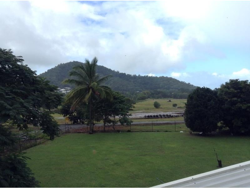 92 Johanna Street, Trinity Park QLD 4879