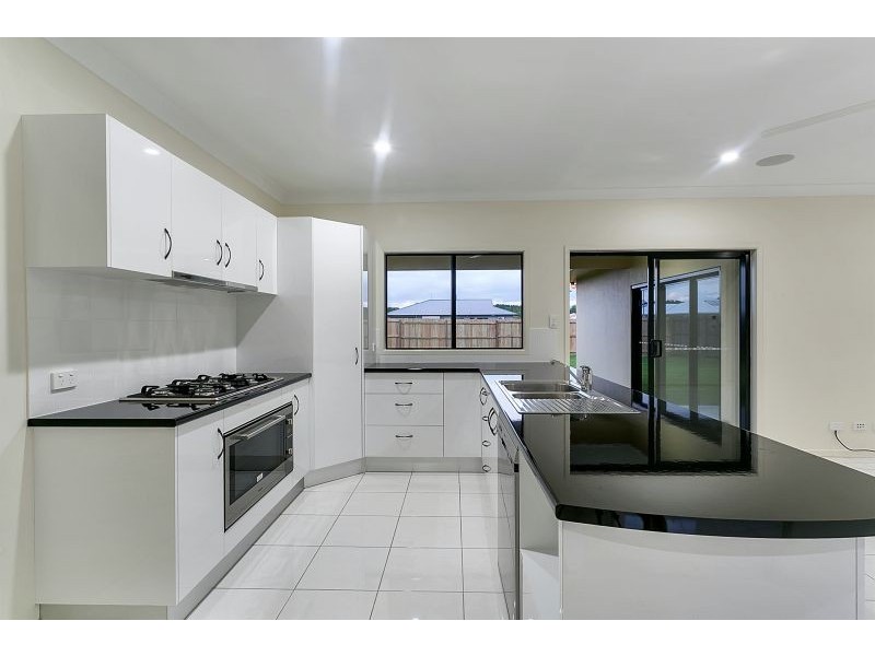 48 Disney Street, White Rock QLD 4868