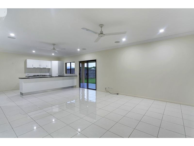 48 Disney Street, White Rock QLD 4868