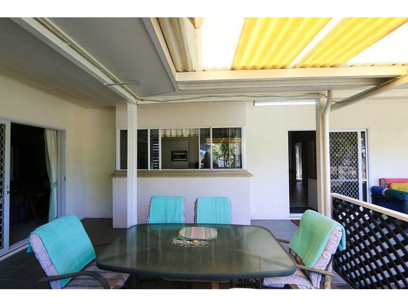 100 Irene St, Mooroobool QLD 4870