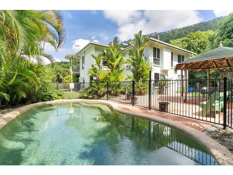 12 Forum Close, Mooroobool QLD 4870