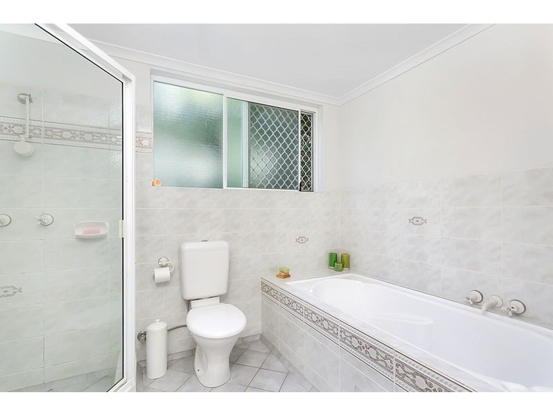 12 Forum Close, Mooroobool QLD 4870