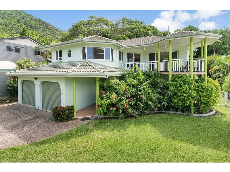 12 Forum Close, Mooroobool QLD 4870