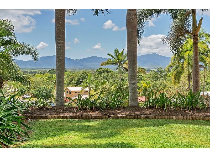 20 Snowwood Close, Mount Sheridan QLD 4868