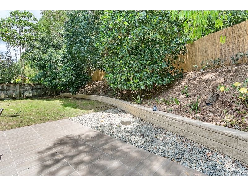 15 Opaline Close, Brinsmead QLD 4870