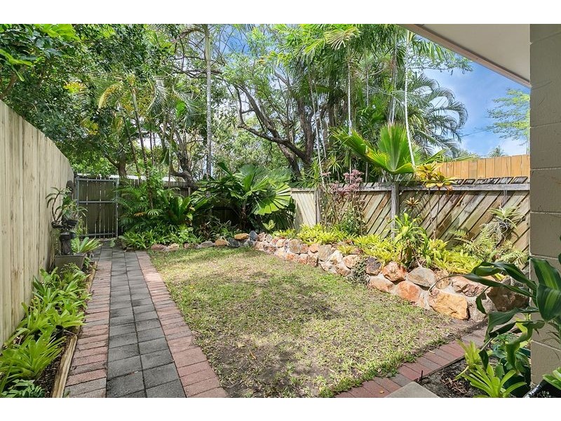 1/21-23 Best Street, Yorkeys Knob QLD 4878