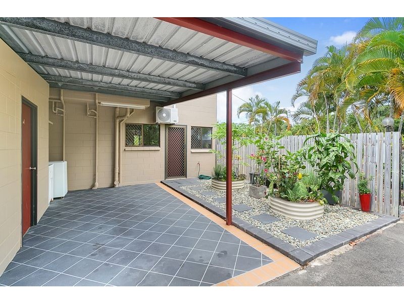 1/21-23 Best Street, Yorkeys Knob QLD 4878