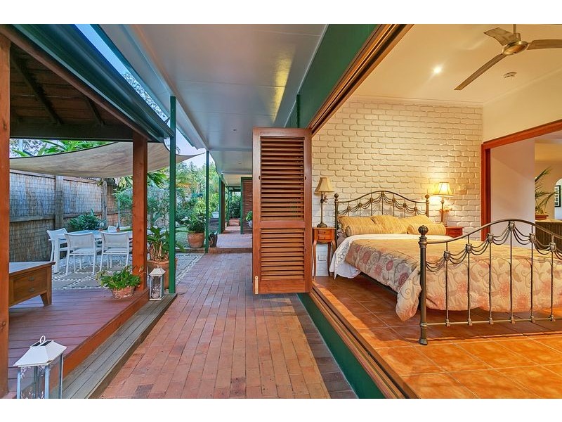 25 Mason Street, Stratford QLD 4870