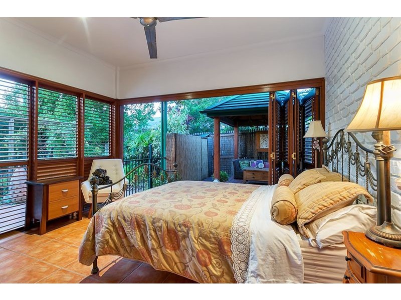 25 Mason Street, Stratford QLD 4870