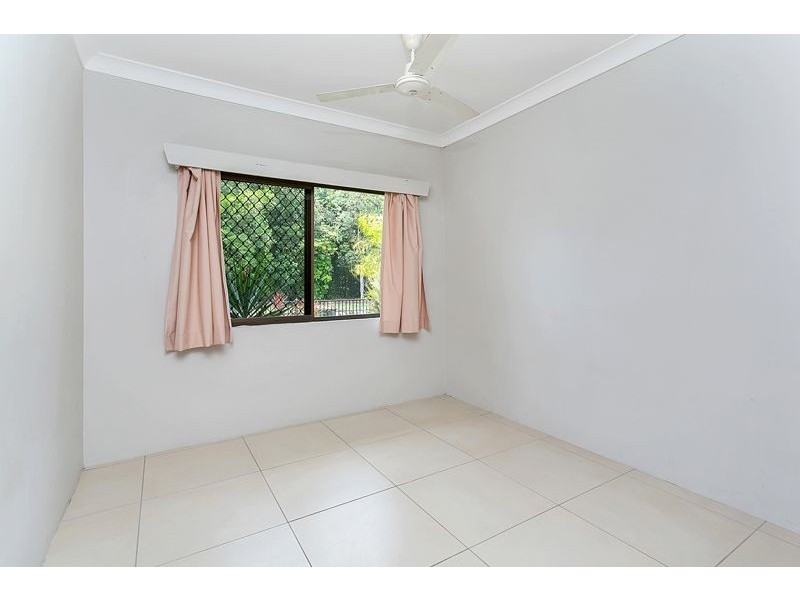 11 Lavender St, Mooroobool QLD 4870