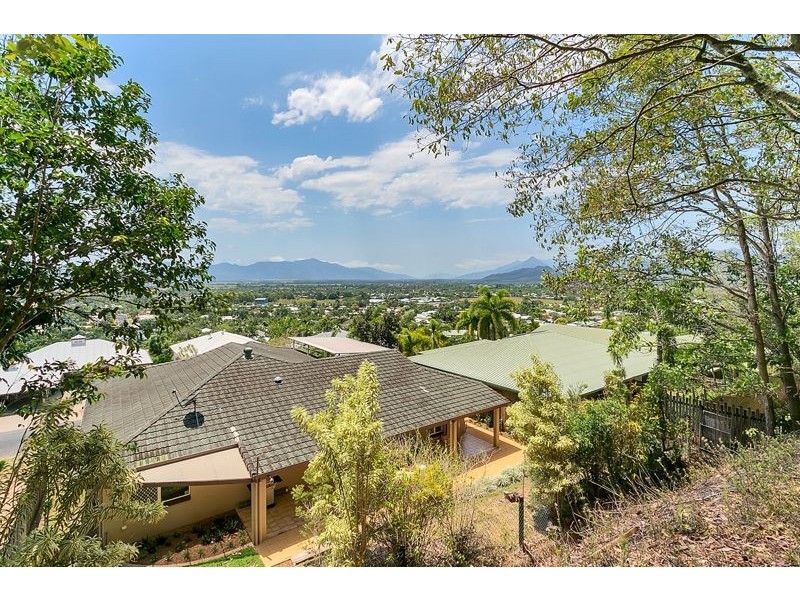 33 Dorunda Street, Mount Sheridan QLD 4868