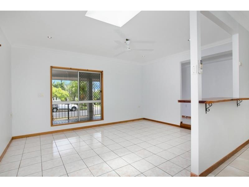 7 County Close, Smithfield QLD 4878